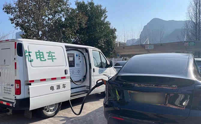安仁汽车搭电